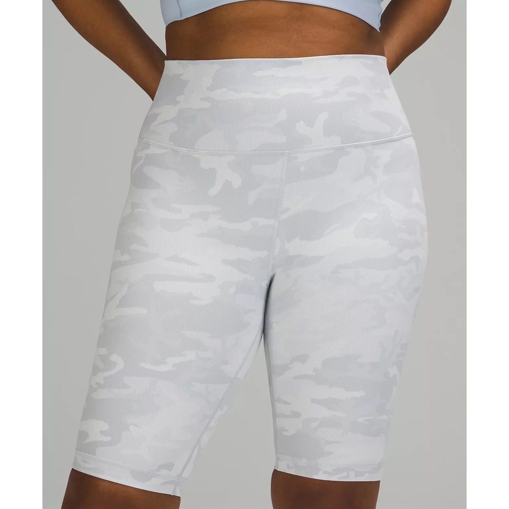 Lululemon Wunder Under High Rise Short 10" Gray White Camo Print Sz 6